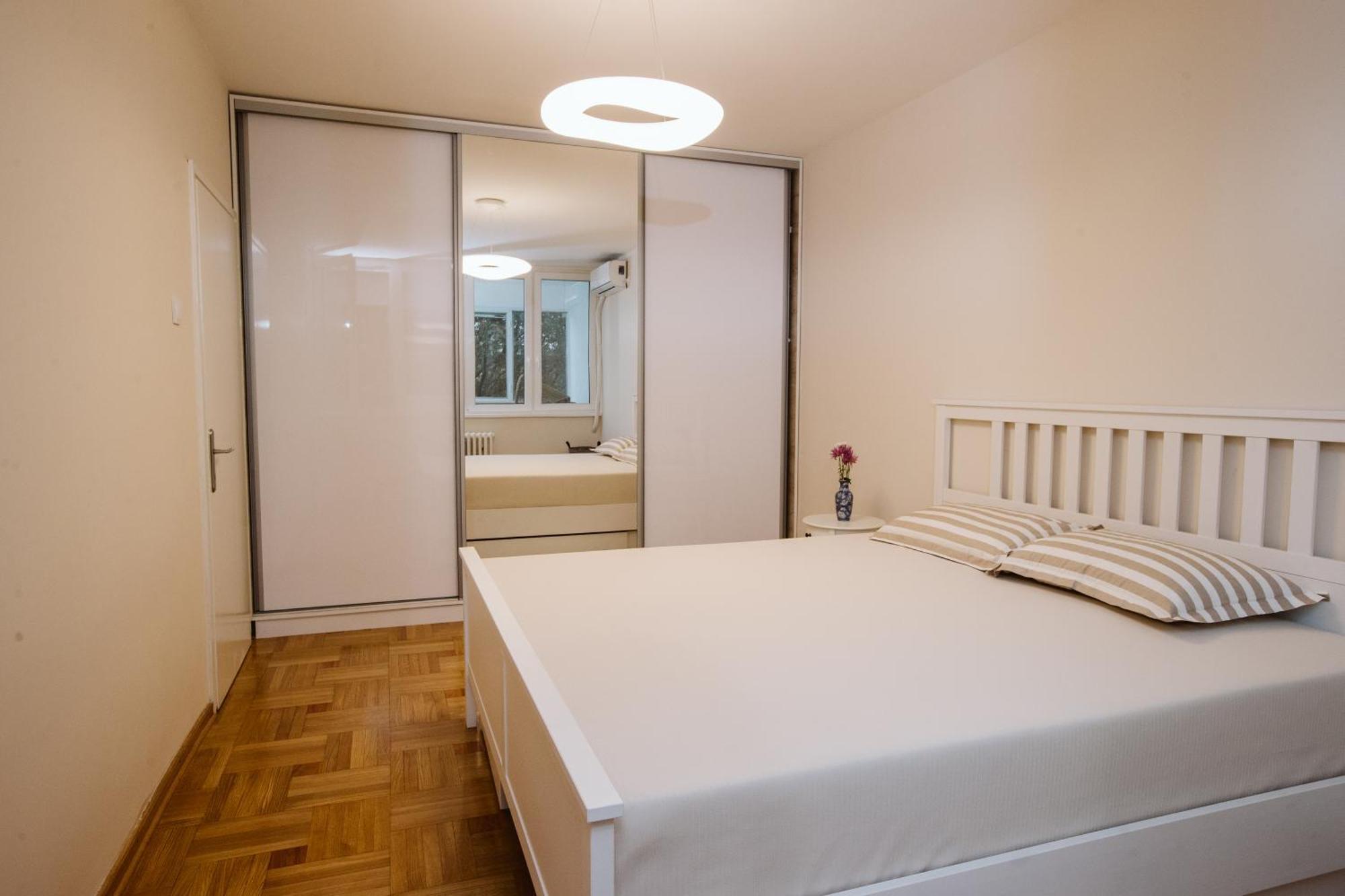 Bright, Newly Renovated Condo Near Danube River Belgrade Exterior photo